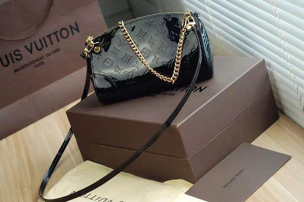 ルイヴィトン ヴェルニ スーパーコピーサンタモニカクラッチ M50408